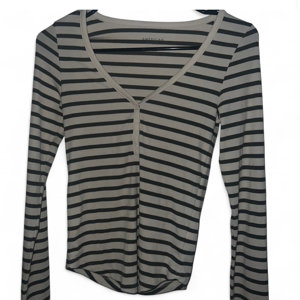 American Eagle Henley Top